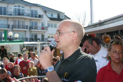 Moderator Ren Kleinschmidt